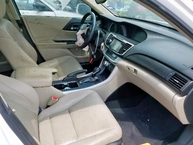 1HGCR2F88DA231080 - 2013 HONDA ACCORD EXL WHITE photo 5