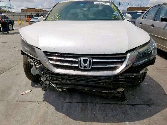 1HGCR2F88DA231080 - 2013 HONDA ACCORD EXL WHITE photo 9