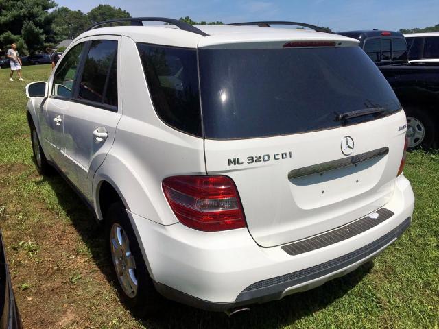 4JGBB22E67A276738 - 2007 MERCEDES-BENZ ML 320 CDI WHITE photo 3