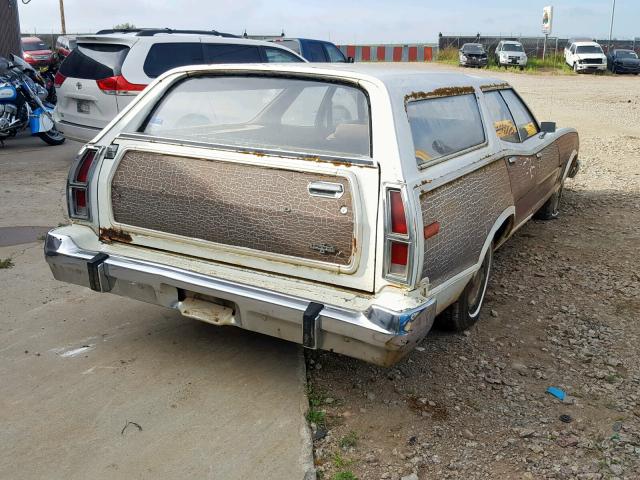 7H43H211916 - 1977 FORD LTD WAGON GOLD photo 4