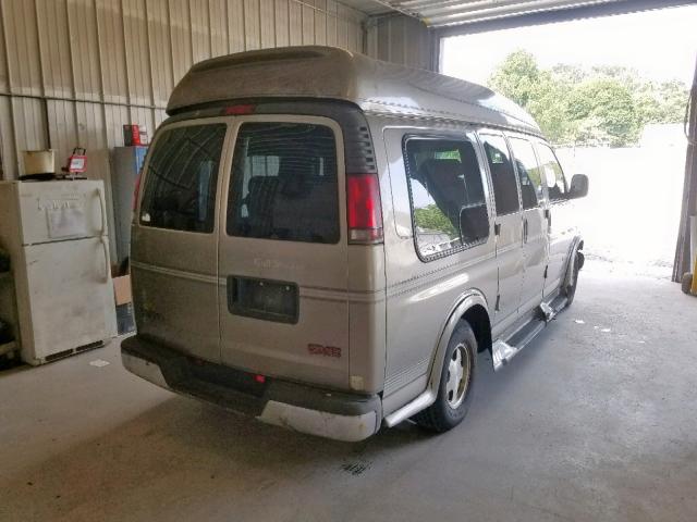 1GDFG15R721108482 - 2002 GMC SAVANA RV SILVER photo 4