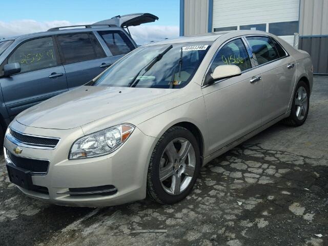 1G1ZD5E79BF268178 - 2011 CHEVROLET MALIBU 2LT GOLD photo 2