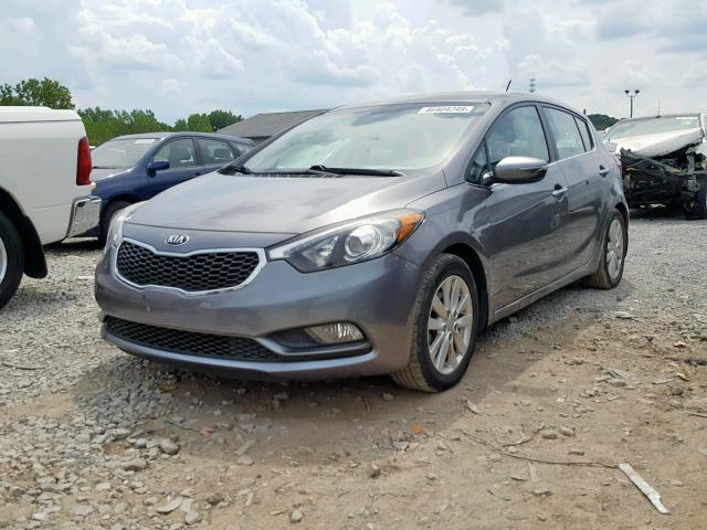 KNAFX5A87F5302644 - 2015 KIA FORTE EX GRAY photo 2