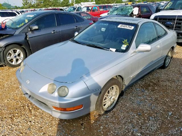 JH4DC4455YS001102 - 2000 ACURA INTEGRA LS SILVER photo 2