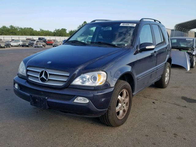 4JGAB57E83A451636 - 2003 MERCEDES-BENZ ML 350 BLUE photo 2