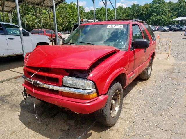 1GNCS18W42K240351 - 2002 CHEVROLET BLAZER RED photo 2