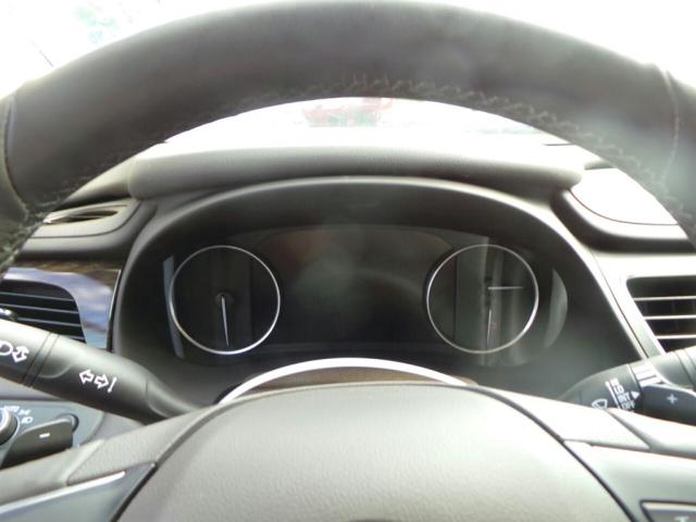 1G4ZP5SZ4JU141199 - 2018 BUICK LACROSSE E WHITE photo 6