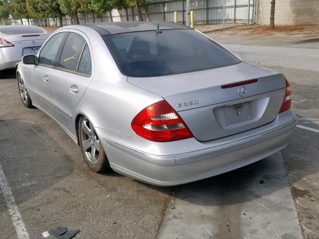 WDBUF65J44A517921 - 2004 MERCEDES-BENZ E 320 SILVER photo 3