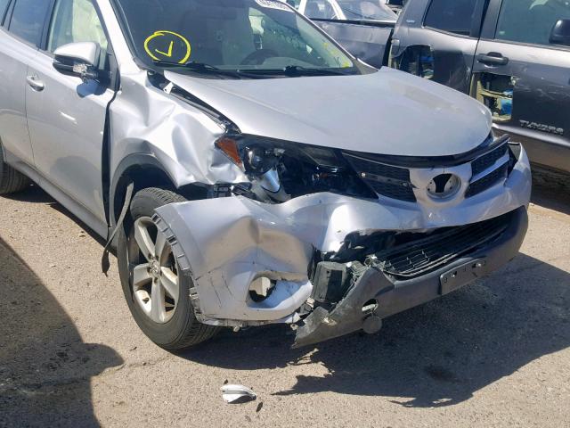 JTMRFREV5DD013422 - 2013 TOYOTA RAV4 XLE SILVER photo 9