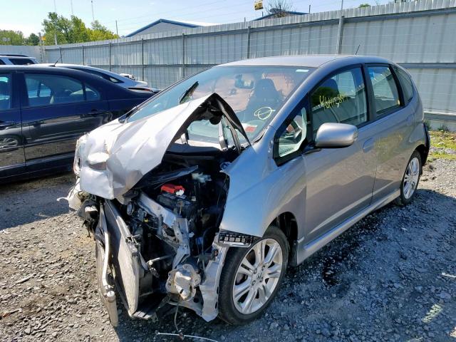 JHMGE8H4XAC035942 - 2010 HONDA FIT SPORT GRAY photo 2