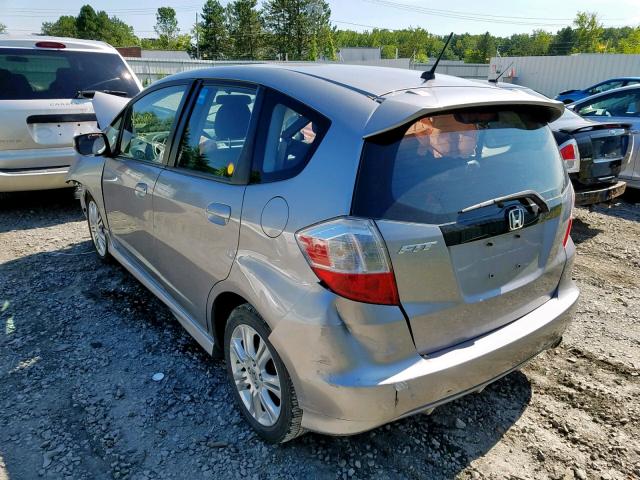 JHMGE8H4XAC035942 - 2010 HONDA FIT SPORT GRAY photo 3