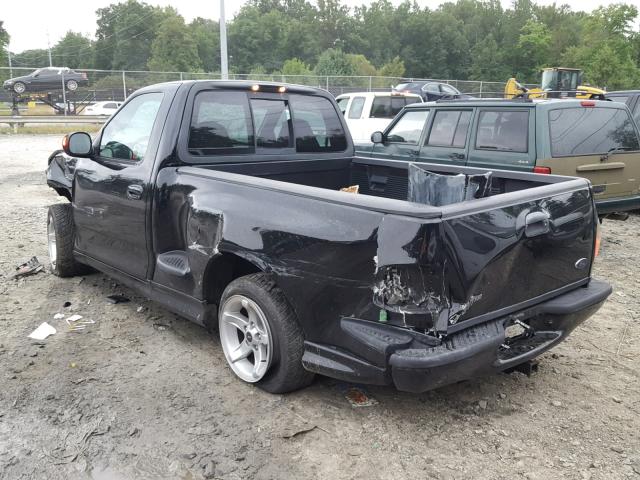 2FTZF07362CA30072 - 2002 FORD F150 SVT L BLACK photo 3