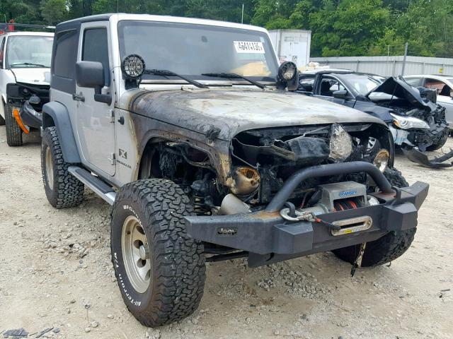 1J4FA24157L216760 - 2007 JEEP WRANGLER X SILVER photo 1