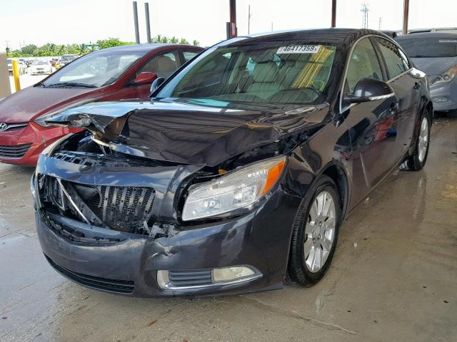 2G4GR5ERXC9189657 - 2012 BUICK REGAL BLACK photo 2