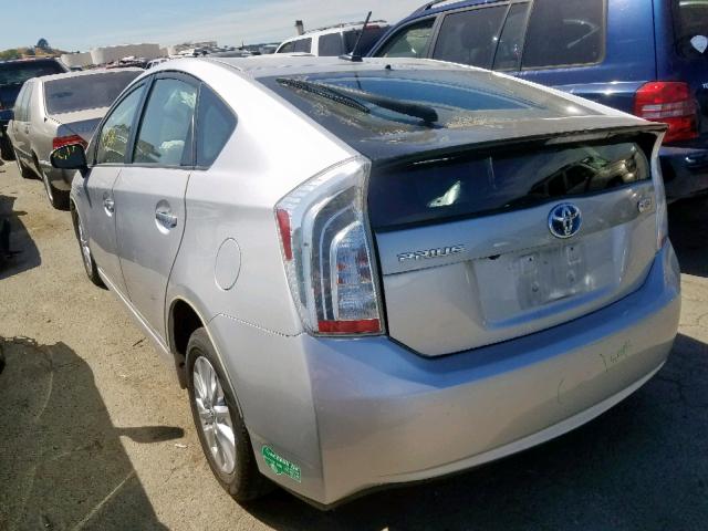 JTDKN3DPXE3064832 - 2014 TOYOTA PRIUS PLUG SILVER photo 3