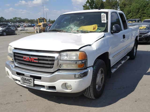 1GTEK19Z17Z103876 - 2007 GMC NEW SIERRA WHITE photo 2