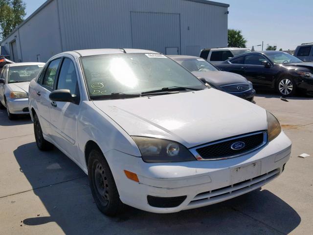 1FAFP34N57W106745 - 2007 FORD FOCUS ZX4 WHITE photo 1