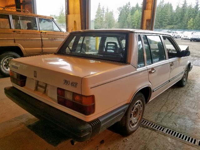 YV1DX8844F1155375 - 1985 VOLVO 740 GLE WHITE photo 4