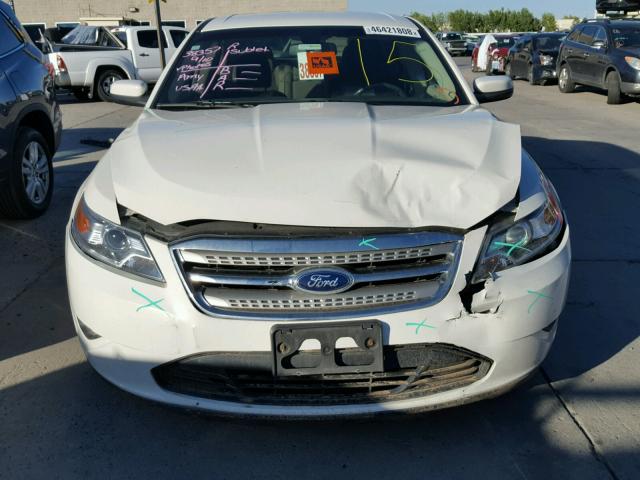 1FAHP2EW5BG151861 - 2011 FORD TAURUS SEL WHITE photo 9