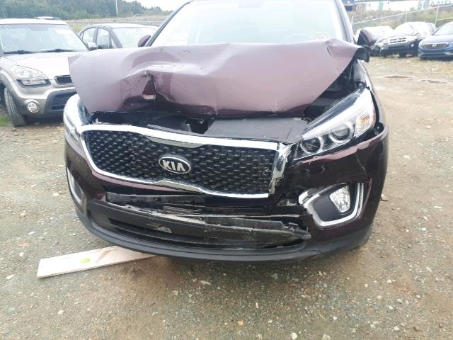 5XYPG4A33GG058411 - 2016 KIA SORENTO LX RED photo 9