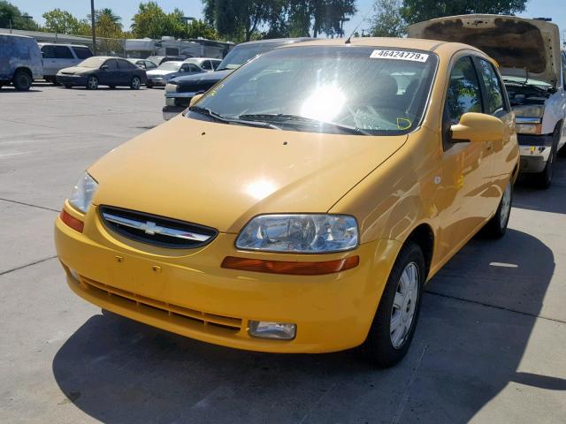 KL1TG62665B495546 - 2005 CHEVROLET AVEO LT YELLOW photo 2