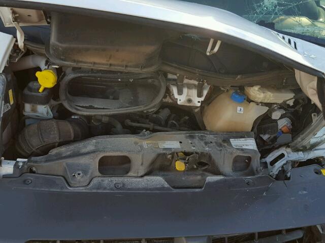 3C6TRVCG4FE515258 - 2015 RAM PROMASTER 白色 照片 7