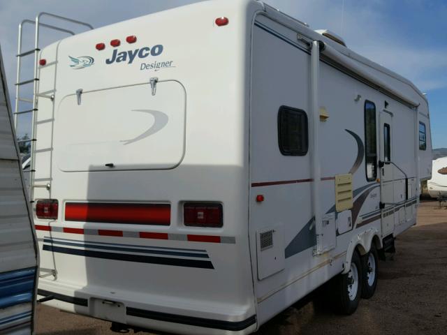 1UJCJ02P0W1KE0118 - 1998 JAYCO 5TH WHEEL WHITE photo 4