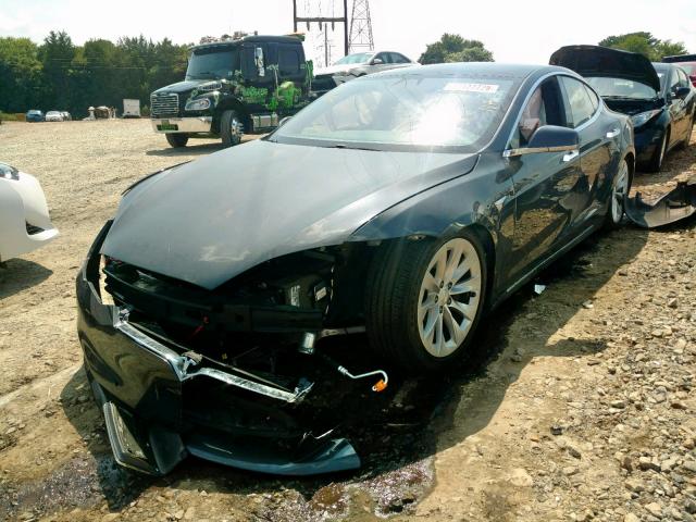 5YJSA1E24HF230241 - 2017 TESLA MODEL S فضي صورة 2