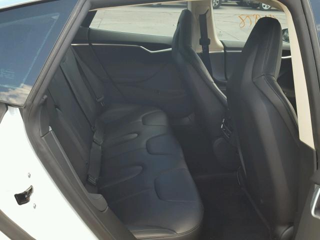 5YJSA1S12EFP50882 - 2014 TESLA MODEL S თეთრი ფოტო 6