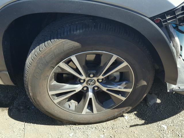 5TDZZRFH7JS236416 - 2018 TOYOTA HIGHLANDER SILVER photo 9