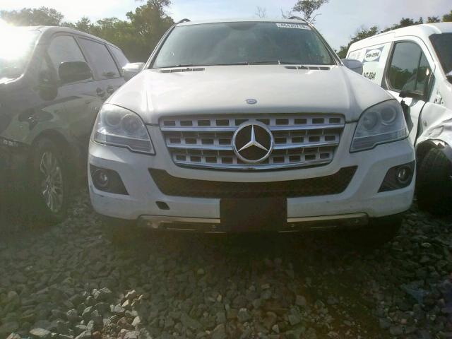 4JGBB2FB4AA612796 - 2010 MERCEDES-BENZ ML 350 BLU WHITE photo 9