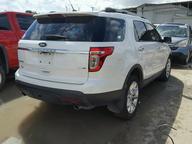 1FM5K8F81DGA70725 - 2013 FORD EXPLORER L WHITE photo 4