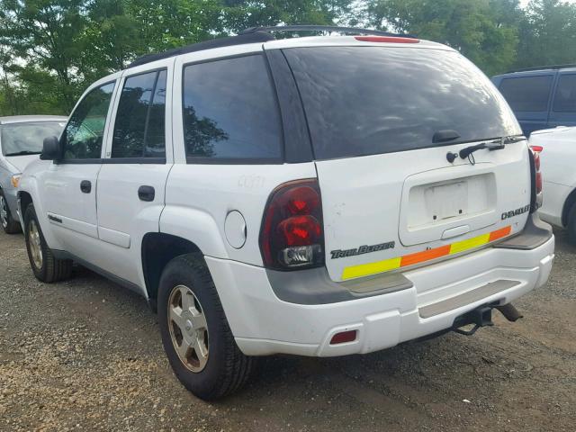 1GNDT13S522342621 - 2002 CHEVROLET TRAILBLAZE WHITE photo 3