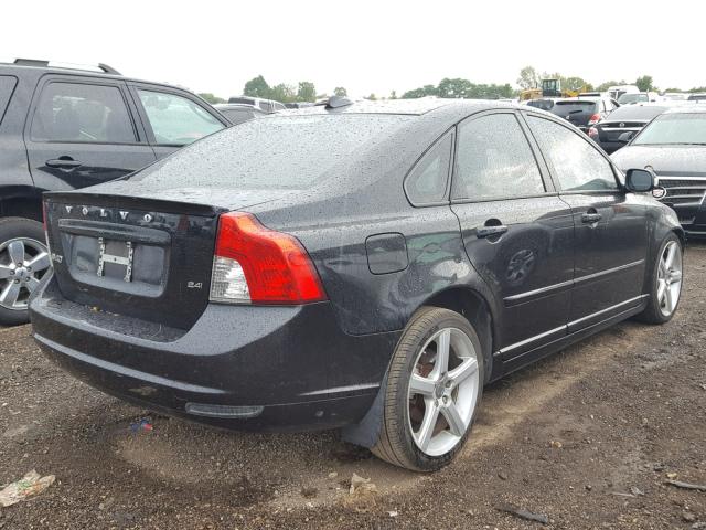 YV1382MS1A2507440 - 2010 VOLVO S40 2.4I BLACK photo 4