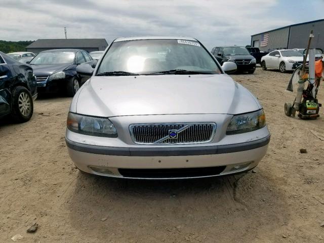 YV1SW53D311008683 - 2001 VOLVO V70 T5 TUR SILVER photo 9