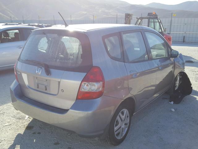 JHMGD38408S044283 - 2008 HONDA FIT GRAY photo 4