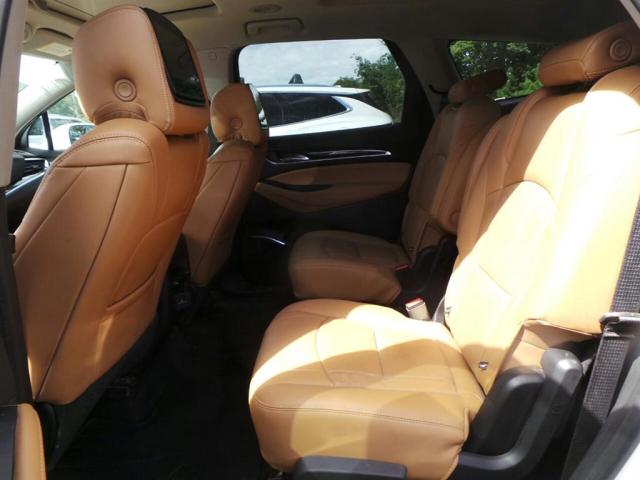 5GAEVBKW9JJ186557 - 2018 BUICK ENCLAVE PR WHITE photo 9