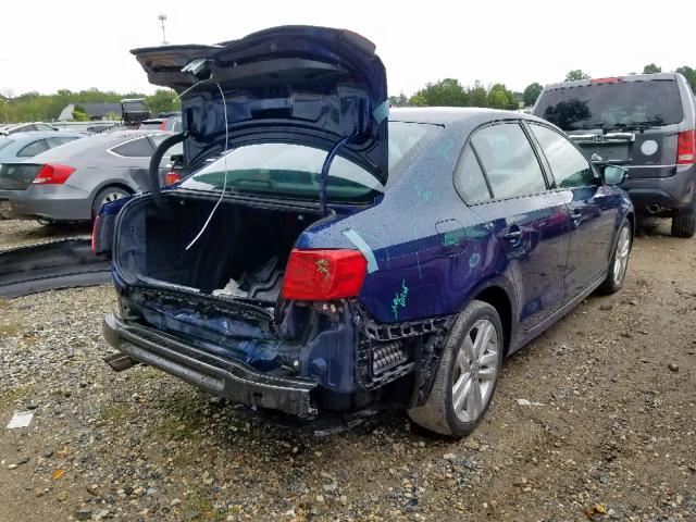 3VWDZ7AJ7BM077615 - 2011 VOLKSWAGEN JETTA SE BLUE photo 4