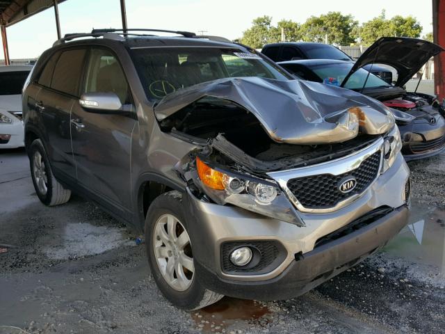 5XYKT3A69DG329140 - 2013 KIA SORENTO LX CHARCOAL photo 1