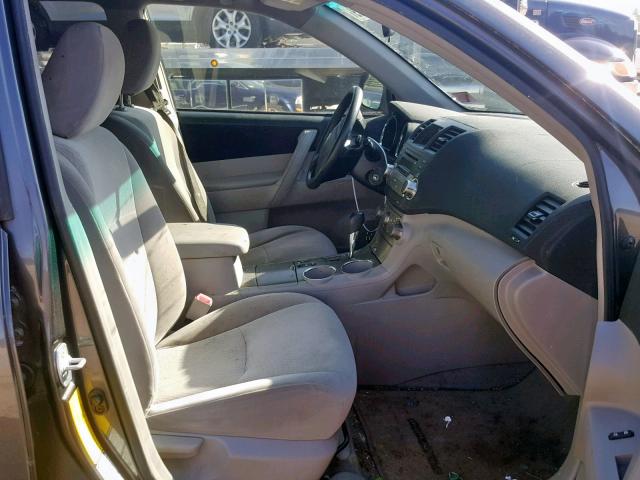 JTEES41A182076420 - 2008 TOYOTA HIGHLANDER GRAY photo 5