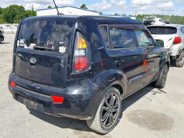 KNDJT2A26B7329125 - 2011 KIA SOUL BLACK photo 4