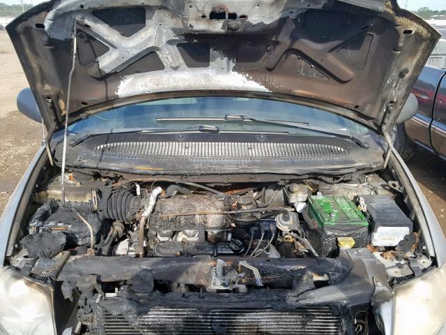 2A8GP54L36R821404 - 2006 CHRYSLER TOWN & COU SILVER photo 7