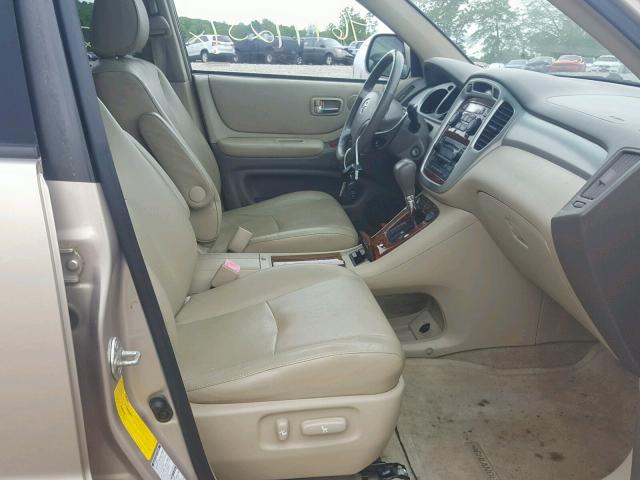 JTEEP21A640018041 - 2004 TOYOTA HIGHLANDER TAN photo 5