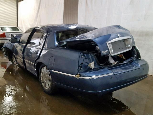 1LNHM82W05Y651267 - 2005 LINCOLN TOWN CAR S BLUE photo 3