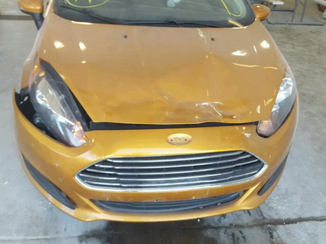 3FADP4EJ8GM114606 - 2016 FORD FIESTA SE GOLD photo 9