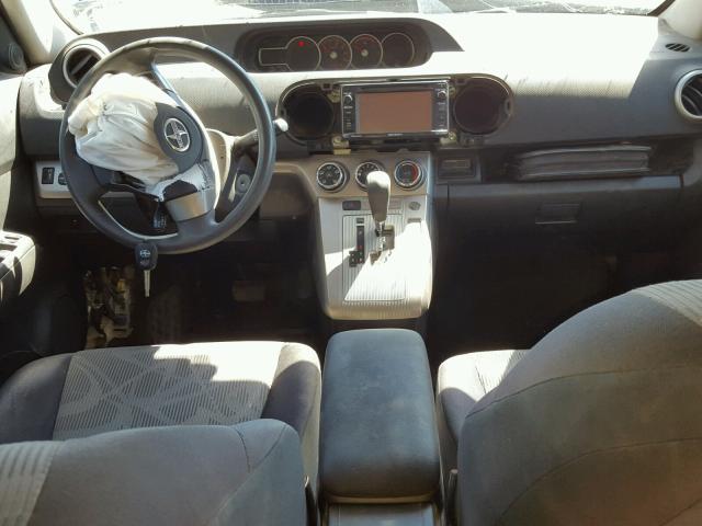 JTLZE4FE8DJ043945 - 2013 TOYOTA SCION XB Күміс фото 9