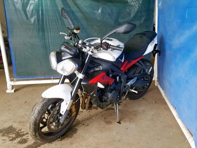 SMTL03NEXGT731399 - 2016 TRIUMPH MOTORCYCLE STREET TRI WHITE photo 2