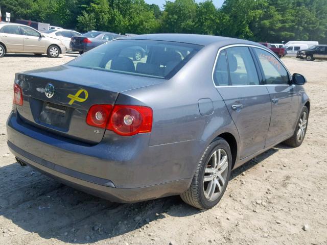 3VWRG71K56M711630 - 2006 VOLKSWAGEN JETTA 2.5 GRAY photo 4