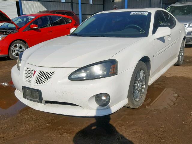 2G2WP582971223617 - 2007 PONTIAC GRAND PRIX WHITE photo 2