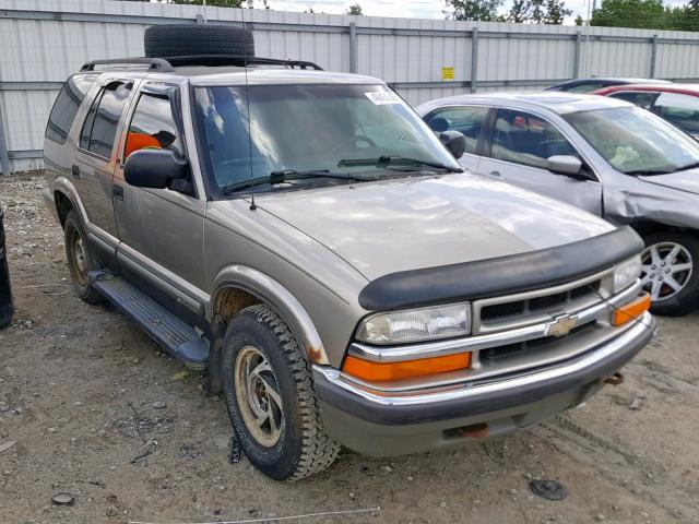 1GNDT13W3YK146611 - 2000 CHEVROLET BLAZER BEIGE photo 1